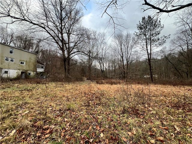 3007 Perry Hwy, Scott Twp, PA 16101