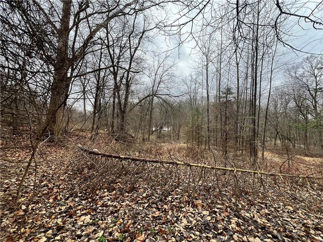 3007 Perry Hwy, Scott Twp, PA 16101
