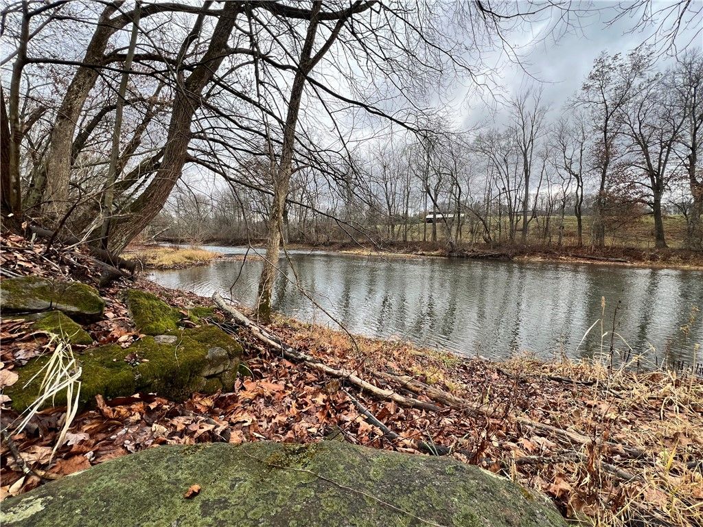 3007 Perry Hwy, Scott Twp, PA 16101
