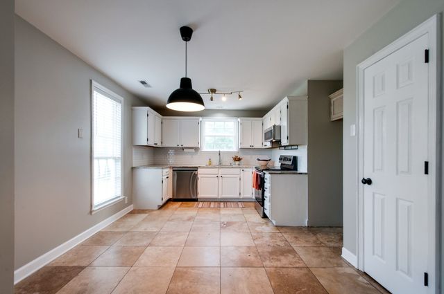 7305 Demetrius Ct, Fairview, TN 37062