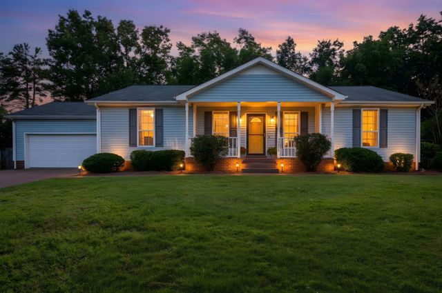 7305 Demetrius Ct, Fairview, TN 37062