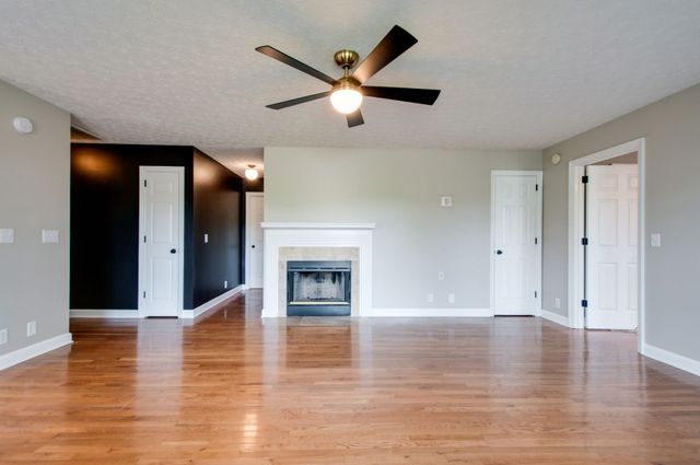 7305 Demetrius Ct, Fairview, TN 37062