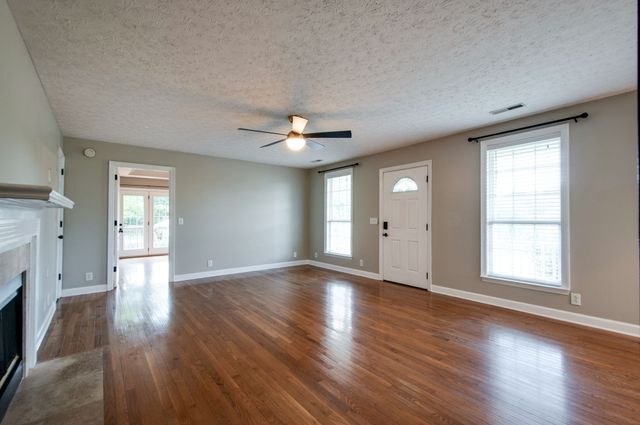7305 Demetrius Ct, Fairview, TN 37062