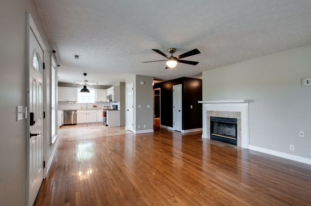 7305 Demetrius Ct, Fairview, TN 37062