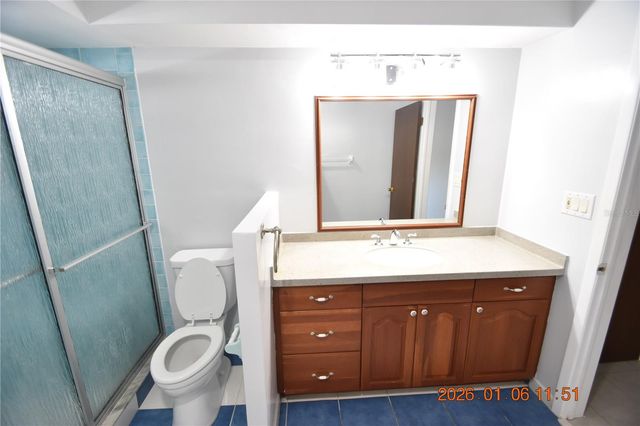 6485 30TH AVENUE N, St Petersburg, FL 33710