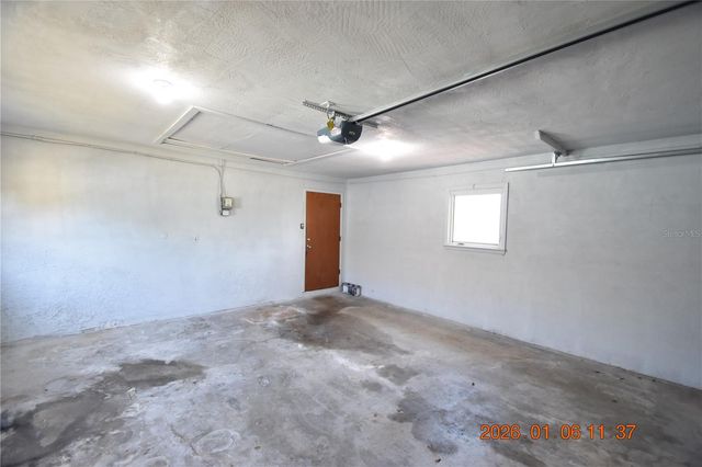 6485 30TH AVENUE N, St Petersburg, FL 33710