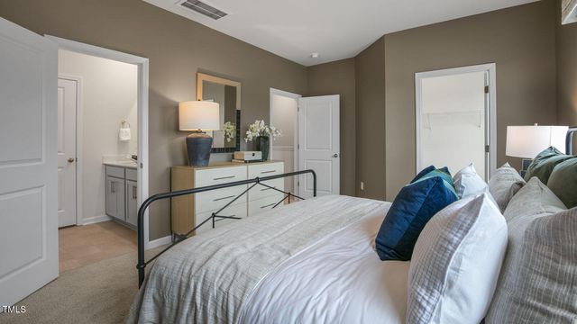 802 Washington Street, Fuquay Varina, NC 27526