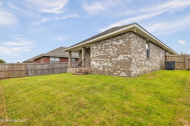 17364 Palm Ridge Drive, D'iberville, MS 39540