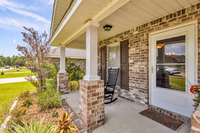 17364 Palm Ridge Drive, D'iberville, MS 39540