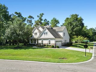 195 Camelot Way, Hampstead, NC 28443
