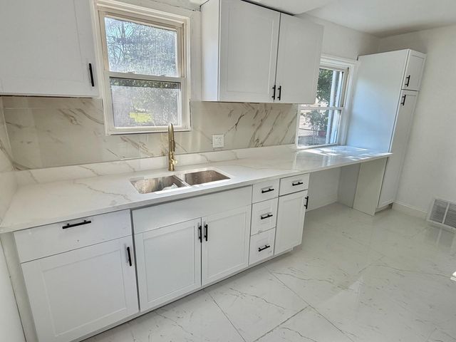 6849 Sw Rosemont Avenue Sw, Detroit City, MI 48228