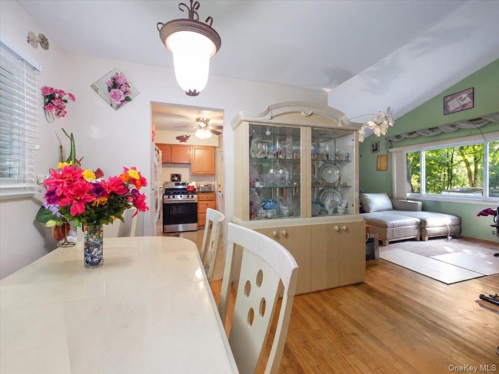 6 Byron Street, New City, NY 10956 — photo 4