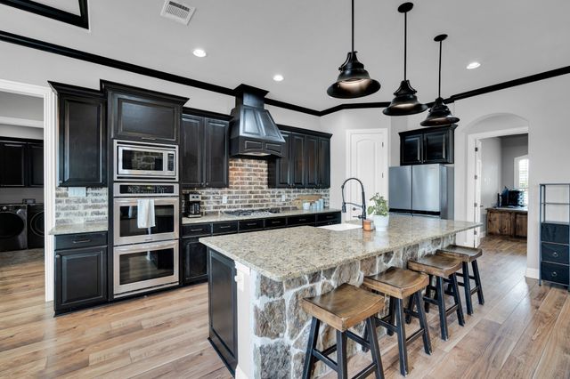 5811 Limestone Lane, Midlothian, TX 76065