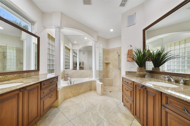 3308 LUKAS COVE, Orlando, FL 32820