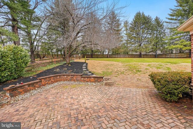 24357 FLAMINGO TER, Gaithersburg, MD 20882