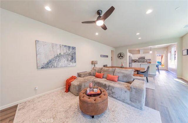 3919 Portals, Clovis, CA 93619