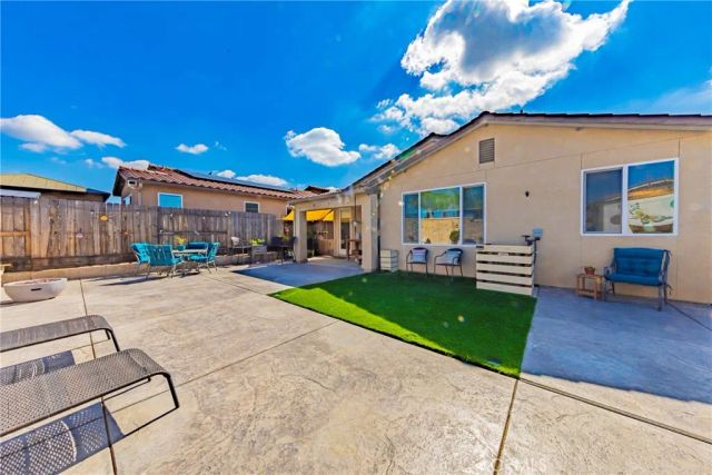 3919 Portals, Clovis, CA 93619