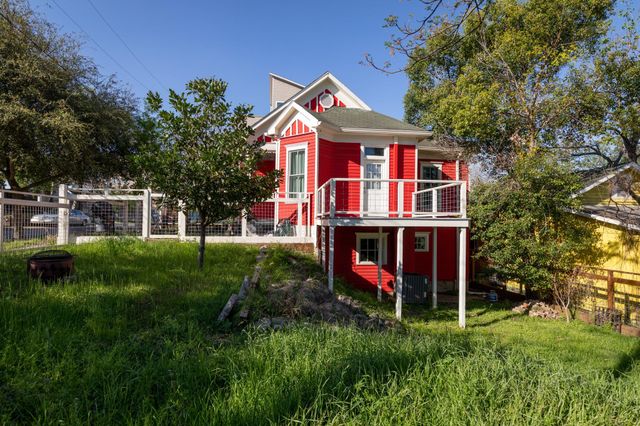 1310 Beachton Street, Houston, TX 77007