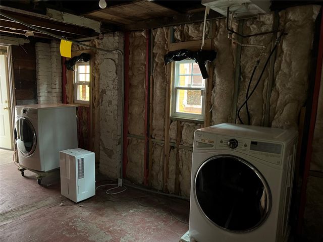 1310 Beachton Street, Houston, TX 77007