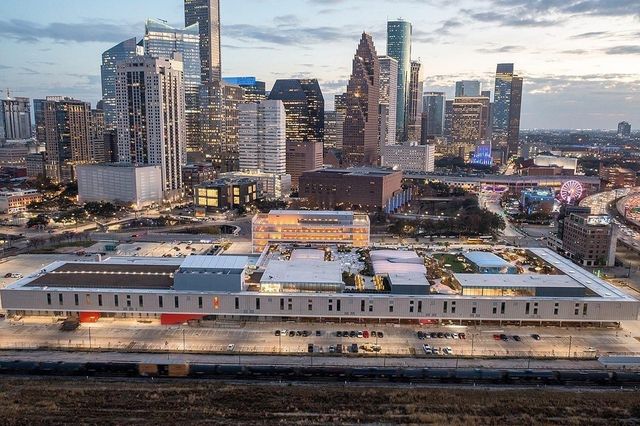 1310 Beachton Street, Houston, TX 77007