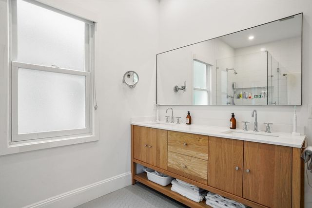 8 Florence Street 0, Cambridge, MA 02139