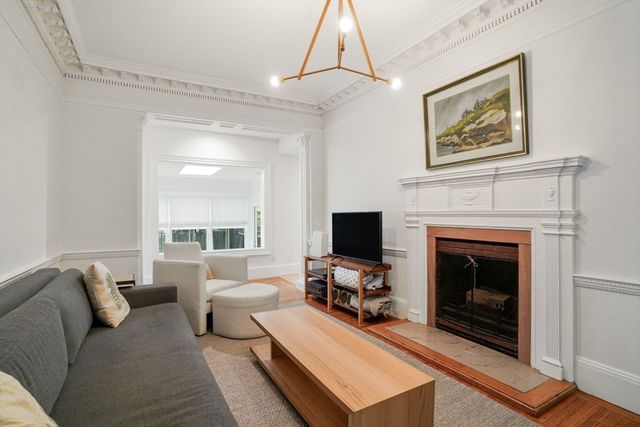 8 Florence Street 0, Cambridge, MA 02139