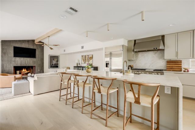 606 Josephine ST, Austin, TX 78704