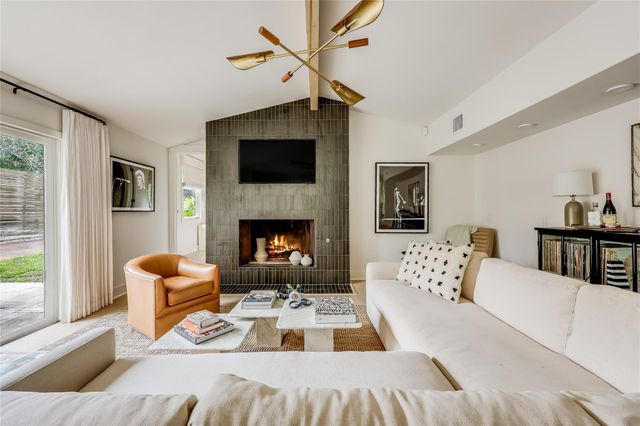 606 Josephine ST, Austin, TX 78704