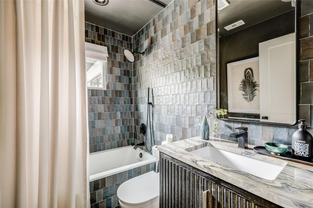 606 Josephine ST, Austin, TX 78704