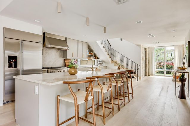 606 Josephine ST, Austin, TX 78704