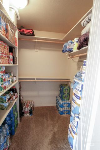 2055 W Sunny Slope Dr, Meridian, ID 83642