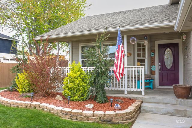 2055 W Sunny Slope Dr, Meridian, ID 83642