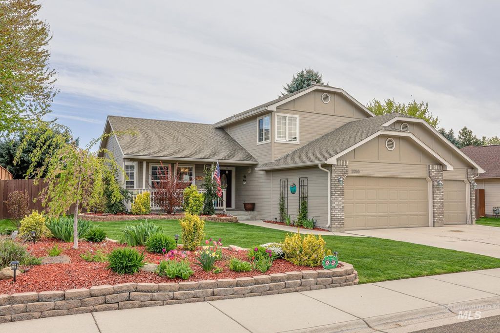 2055 W Sunny Slope Dr, Meridian, ID 83642