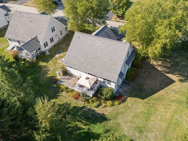 7 Autumn Lane, East Kingston, NH 03827