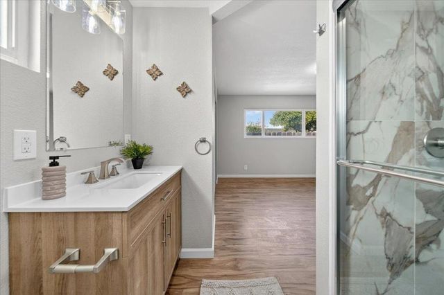 782 Fairfax Drive, Salinas, CA 93901