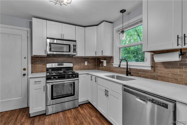 4173 Harlem Road, Amherst, NY 14226