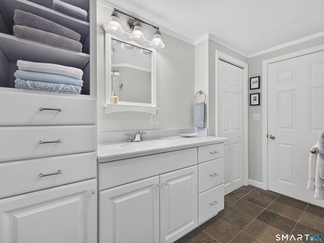 15 James Street, Stonington, CT 06378