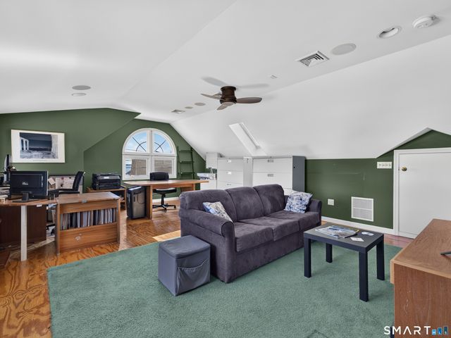 15 James Street, Stonington, CT 06378