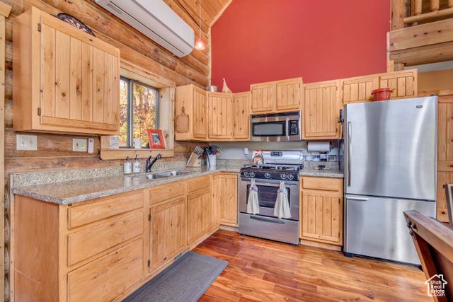 3978 E 1950 N, Eden, UT 84310