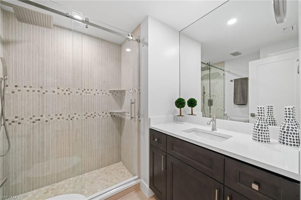 9700 Gulf Shore DR 202, NAPLES, FL 34108 — photo 5
