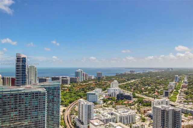 55 SW 9th St 2309, Miami, FL 33130