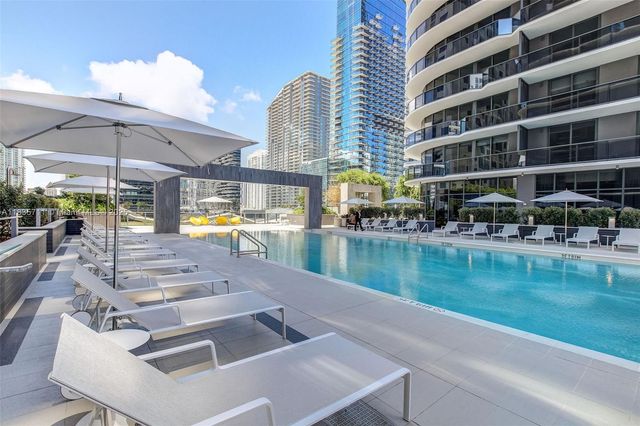 55 SW 9th St 2309, Miami, FL 33130