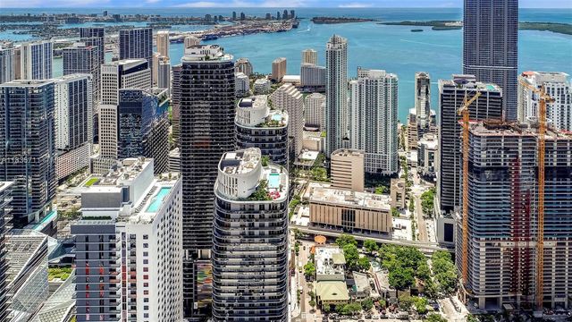 55 SW 9th St 2309, Miami, FL 33130