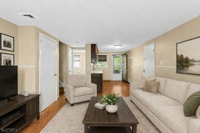 36 Wadsworth Ter, Cranford Twp., NJ 07016