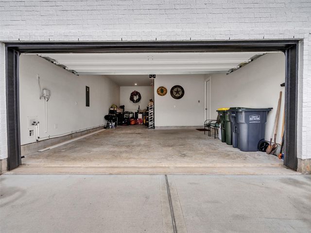 1715 Divino Pass, Conroe, TX 77304