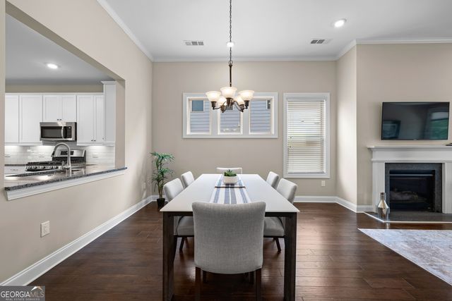 522 Cottonwood Circle, Peachtree City, GA 30269