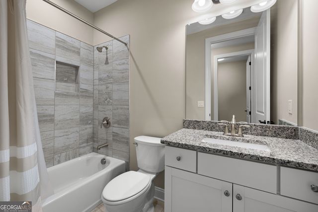 522 Cottonwood Circle, Peachtree City, GA 30269