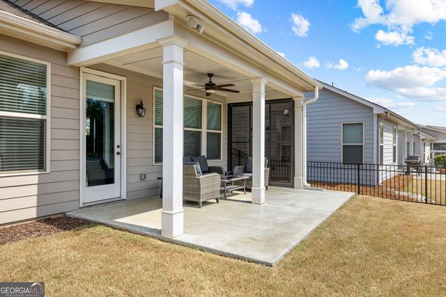 522 Cottonwood Circle, Peachtree City, GA 30269