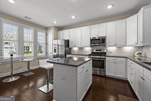 522 Cottonwood Circle, Peachtree City, GA 30269