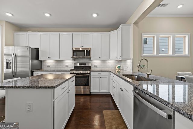 522 Cottonwood Circle, Peachtree City, GA 30269